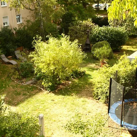 Grosser Garten Διαμέρισμα *